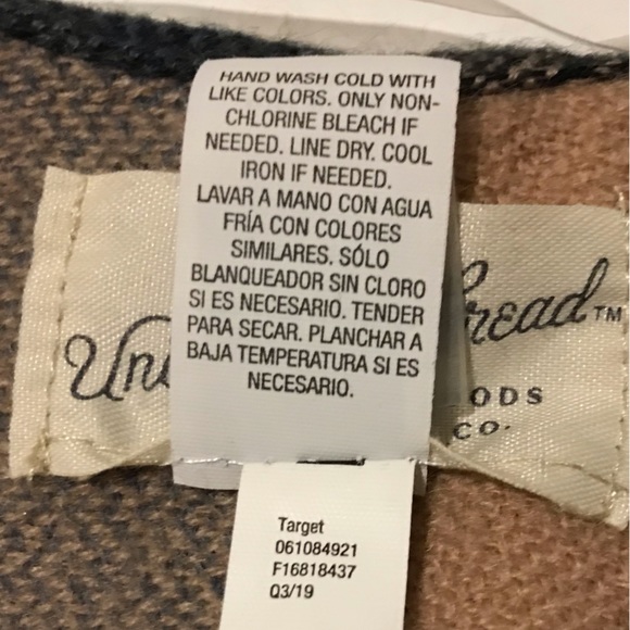 Universal Thread Good Co. Poncho - Picture 5 of 6